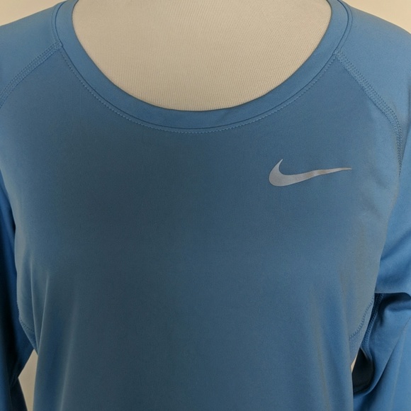 Nike Dri-Fit Running Top - Picture 3 of 8